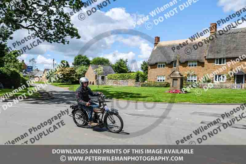 Vintage motorcycle club;eventdigitalimages;no limits trackdays;peter wileman photography;vintage motocycles;vmcc banbury run photographs